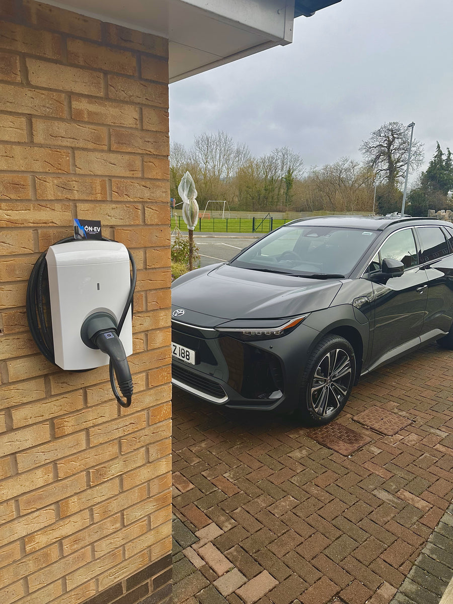 Installation de bornes de recharge pour véhicules électriques à Merseyside
