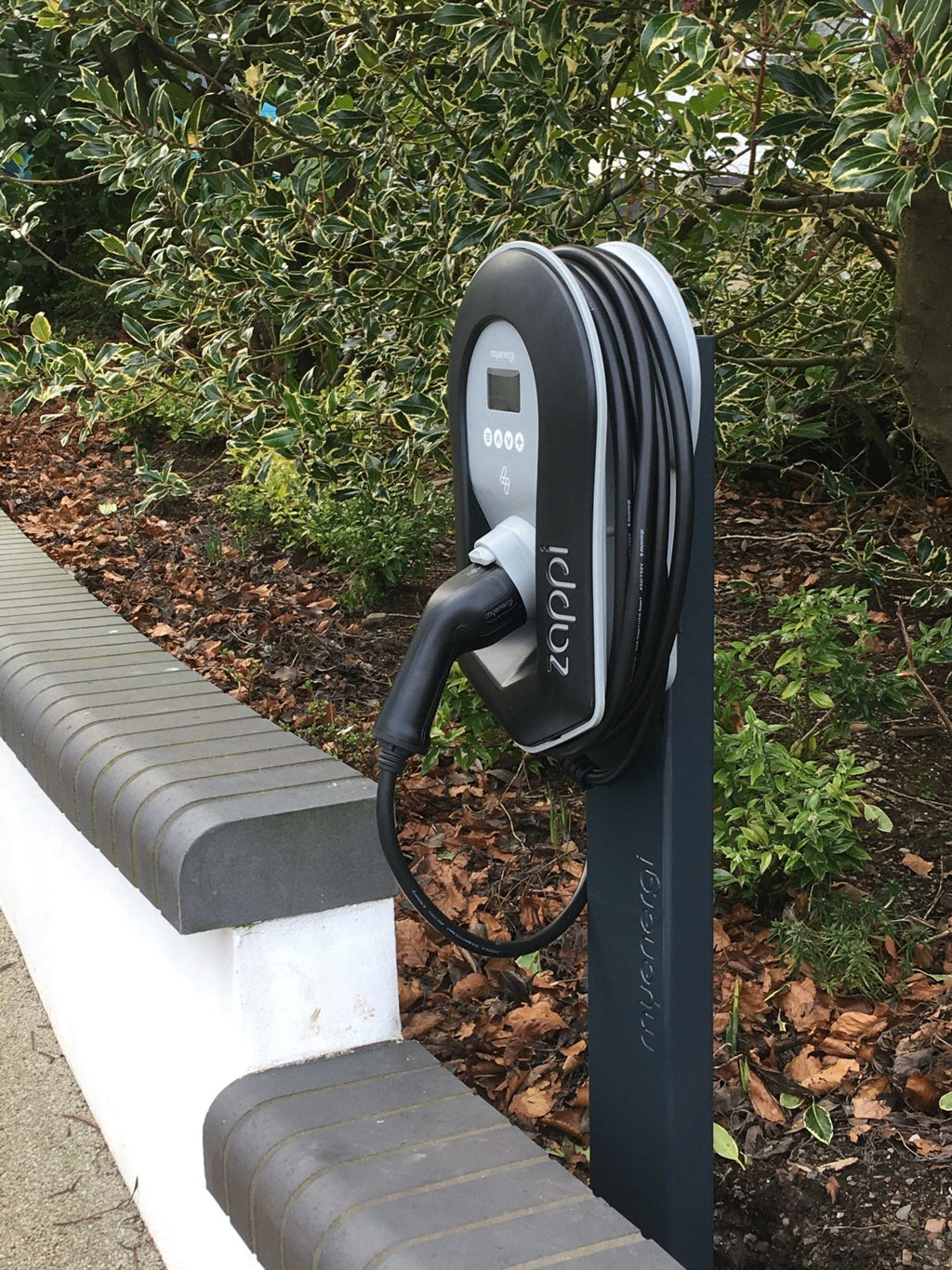 Myenergi anthracite steel mounting pole for zappi - view 9